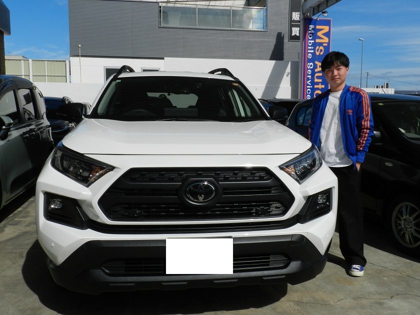 RAV4 実車写真1